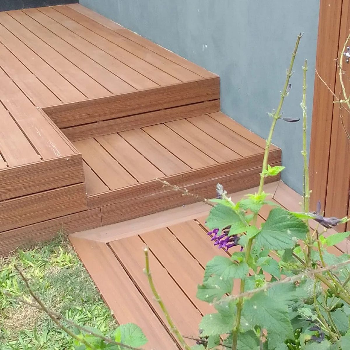 DECK WPC INCIENSO (2)